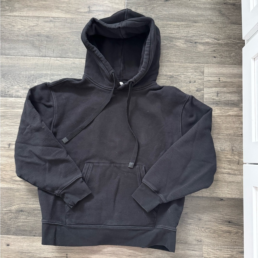 Athleta Women’s Black Sweatshirt